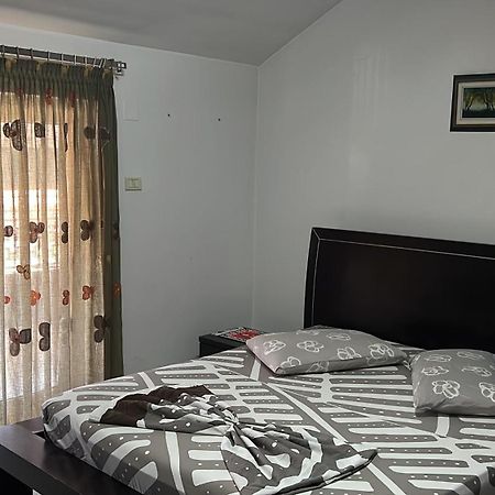 Et Apartaments تيرانا المظهر الخارجي الصورة